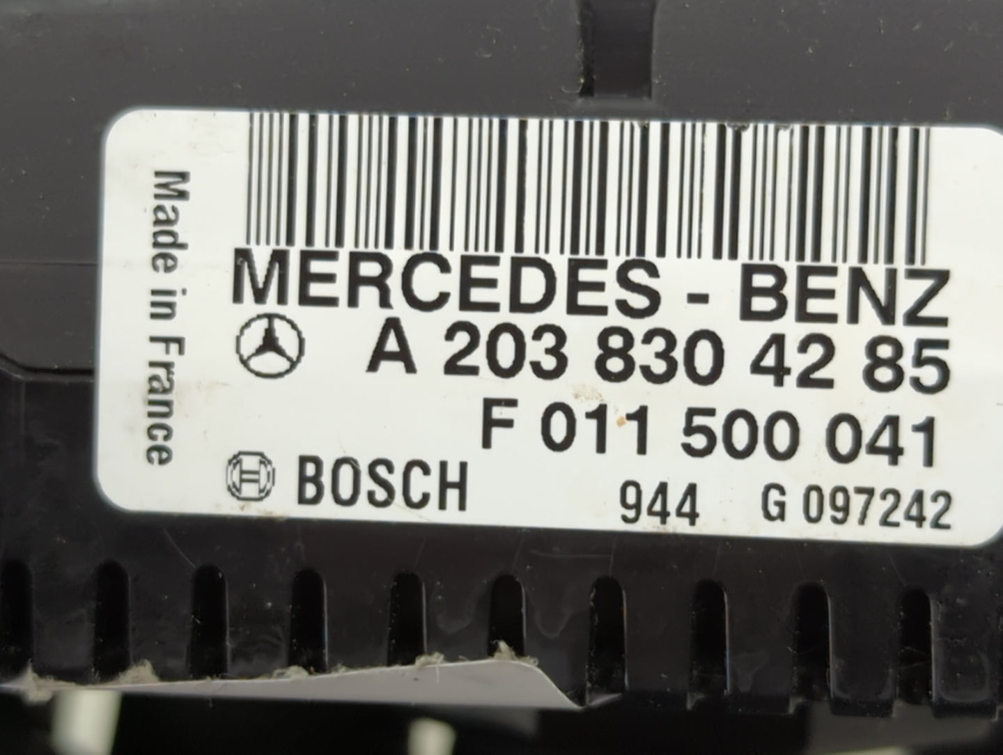 2006-2007 Mercedes-Benz C280 Climate Control Module Temperature AC/Heater Replacement P/N:A 203 830 42 85 Fits Fits 2006 200