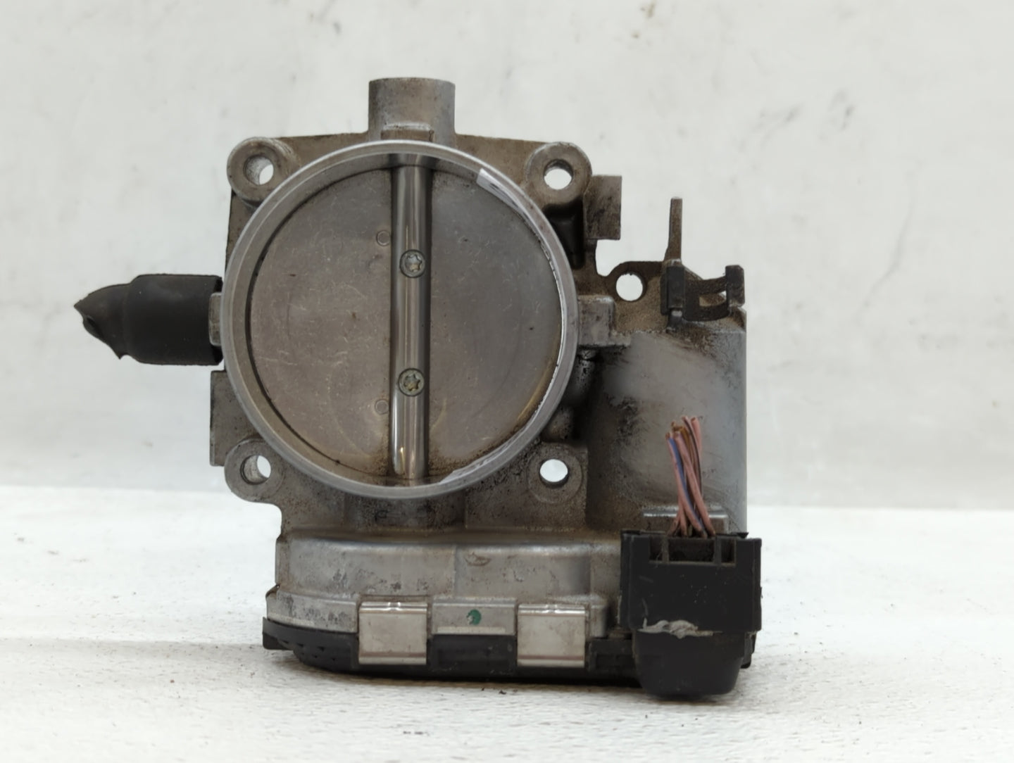 2006-2007 Mercedes-Benz C280 Throttle Body P/N:A 113 141 01 25 Fits Fits 2005 2006 2007 2008 2009 2010 2011 2012 2013 2014 O