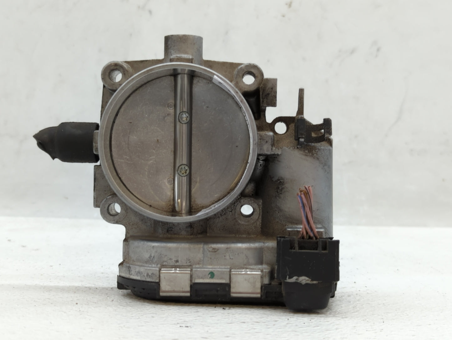 2006-2007 Mercedes-Benz C280 Throttle Body P/N:A 113 141 01 25 Fits Fits 2005 2006 2007 2008 2009 2010 2011 2012 2013 2014 O