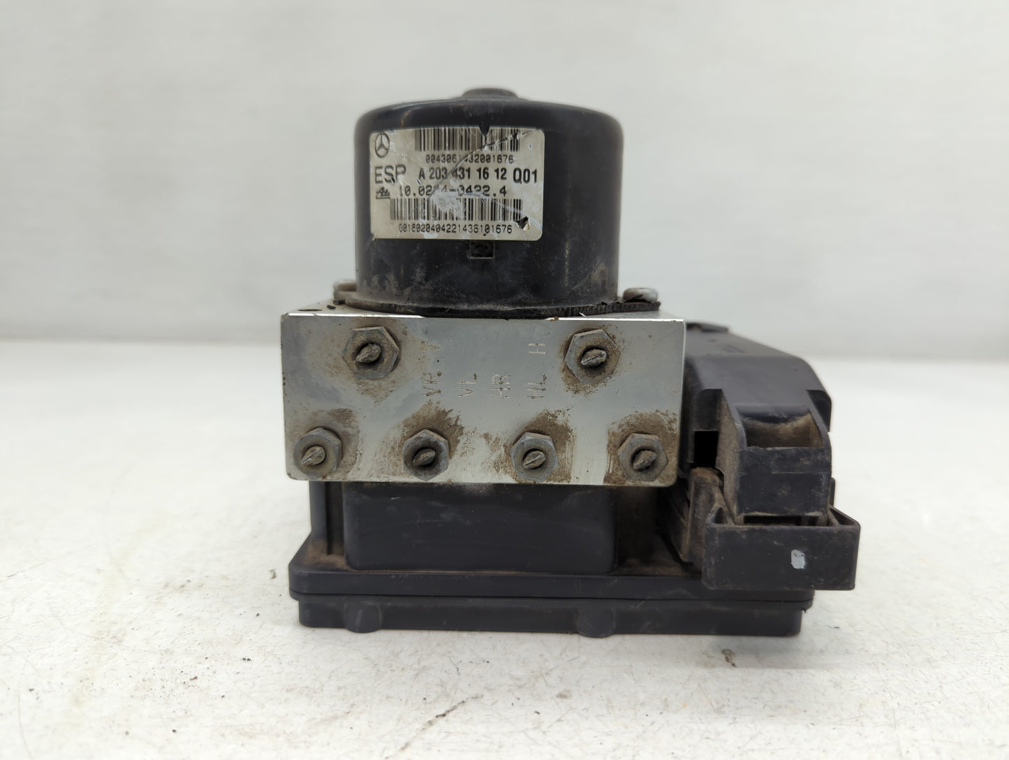 2006-2007 Mercedes-Benz C280 ABS Pump Control Module Replacement P/N:A 203 431 16 12 Fits Fits 2006 2007 OEM Used Auto Parts