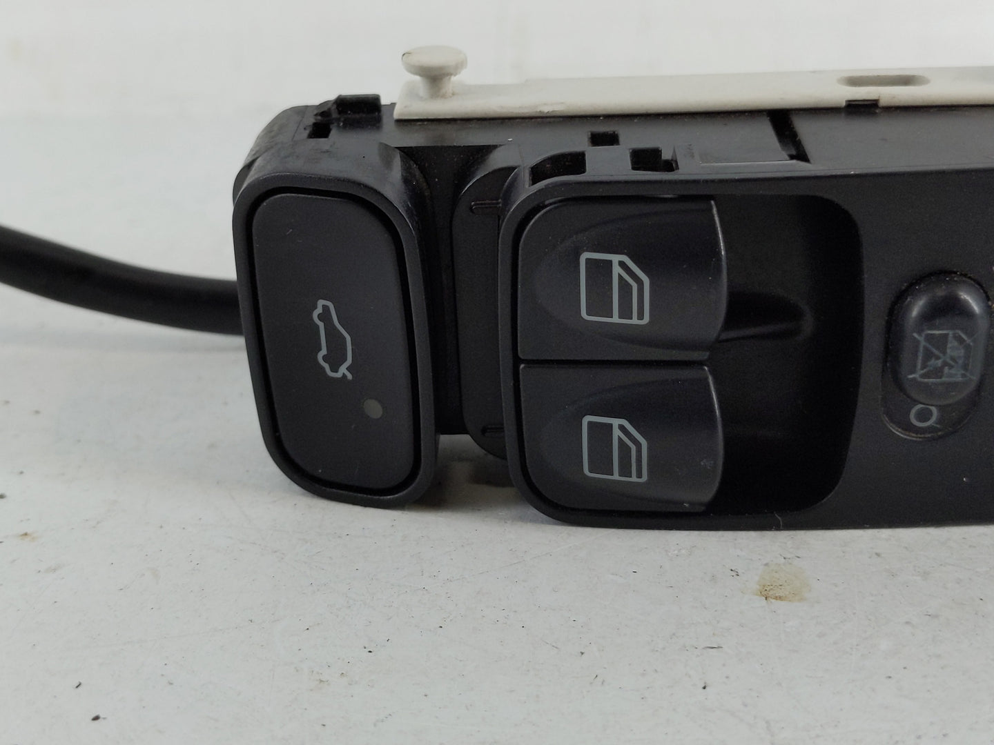 2006-2009 Mercedes-Benz Clk350 Master Power Window Switch Replacement Driver Side Left P/N:A 209 820 34 10 Fits OEM Used Aut