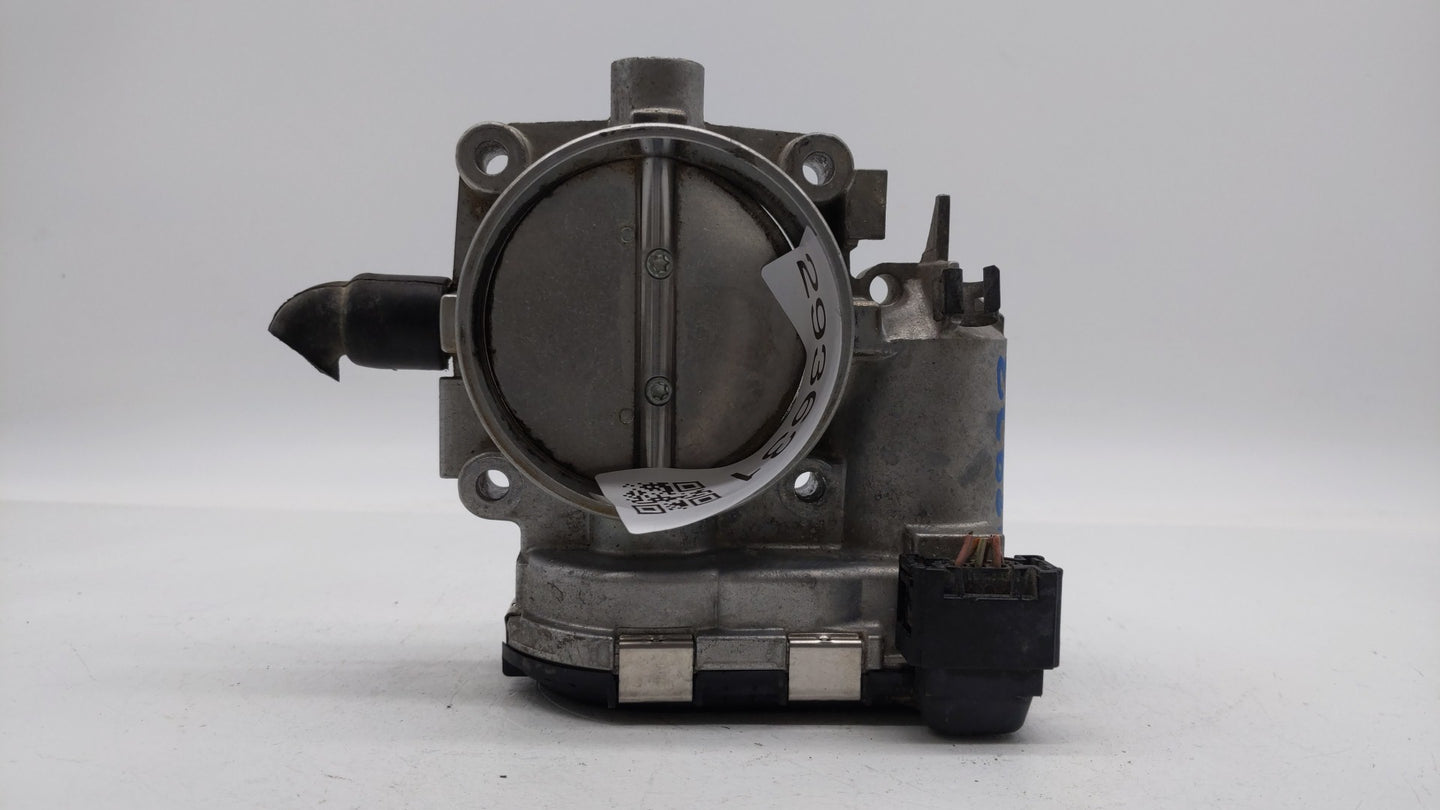 2006-2009 Mercedes-Benz Clk350 Throttle Body P/N:A 113 141 01 25 1131410125 Fits OEM Used Auto Parts - Oemusedautoparts1.com