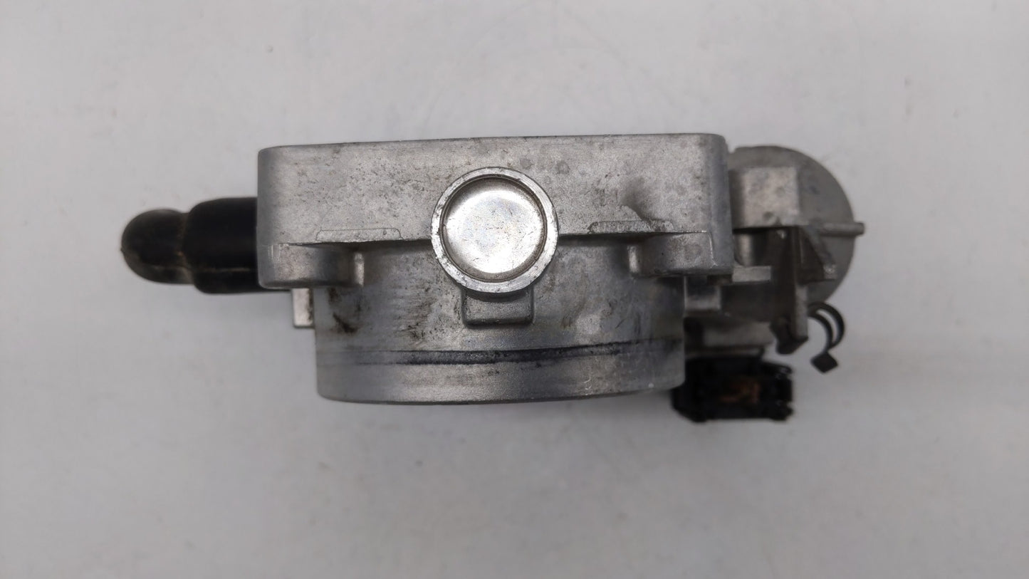 2006-2009 Mercedes-Benz Clk350 Throttle Body P/N:A 113 141 01 25 1131410125 Fits OEM Used Auto Parts - Oemusedautoparts1.com