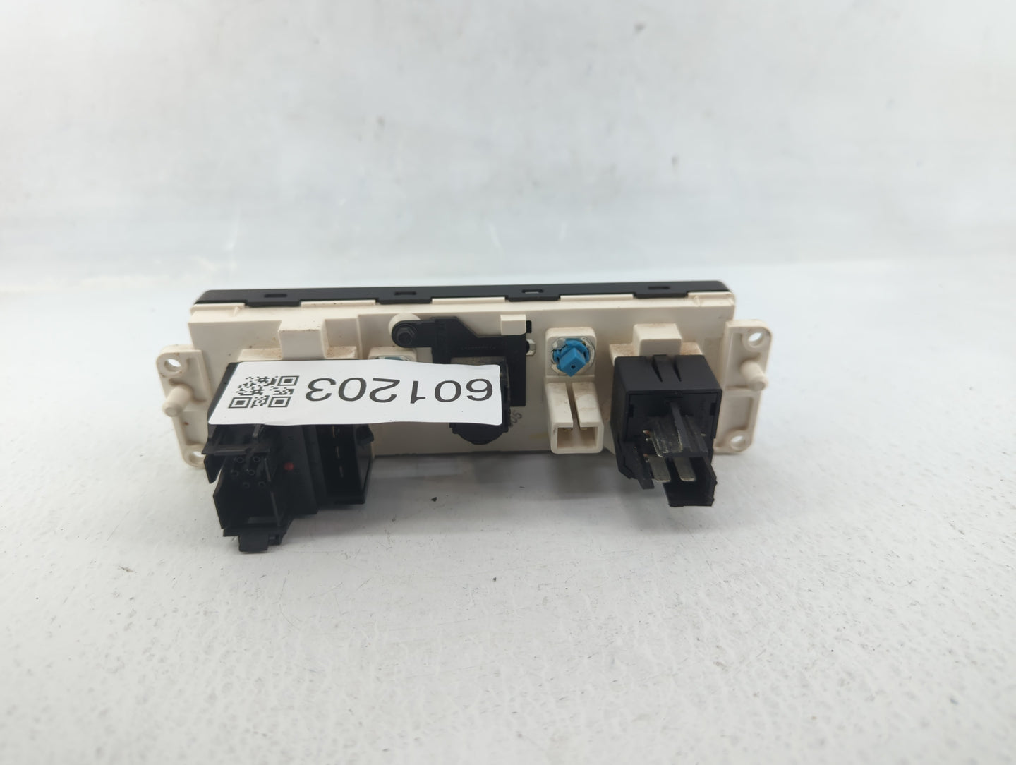 2007-2009 Mercedes-Benz Clk350 Climate Control Module Temperature AC/Heater Replacement P/N:2038304485 a 203 830 44 85 Fits 