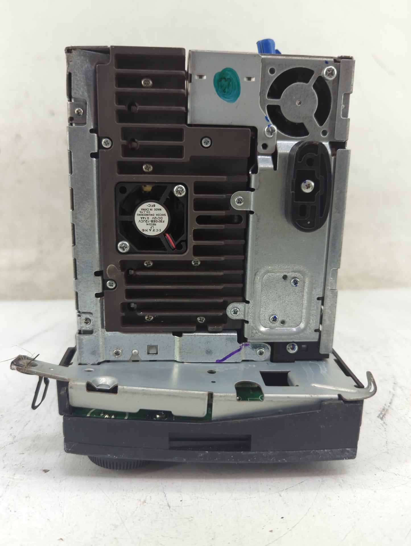 2007-2009 Mercedes-Benz Clk63 Amg Radio AM FM Cd Player Receiver Replacement P/N:A 209 820 69 89 Fits Fits 2006 2007 2008 20