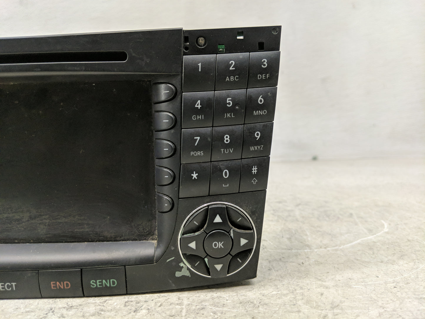 2007 Mercedes-Benz Cls500 Radio AM FM Cd Player Receiver Replacement P/N:BE7040 A2118203497, 01652559 Fits Fits 2008 OEM Use