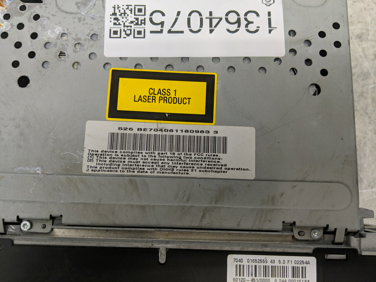 2007 Mercedes-Benz Cls500 Radio AM FM Cd Player Receiver Replacement P/N:BE7040 A2118203497, 01652559 Fits Fits 2008 OEM Use