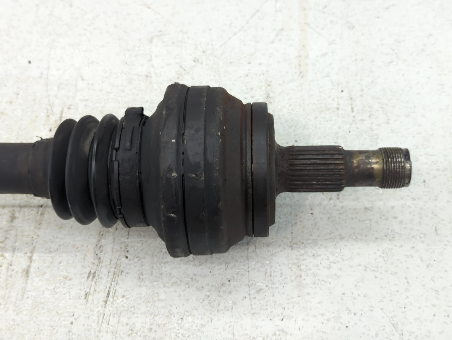 2007-2011 Mercedes-benz Cls550 Axle Shaft Front Driver Cv C/v - Oemusedautoparts1.com