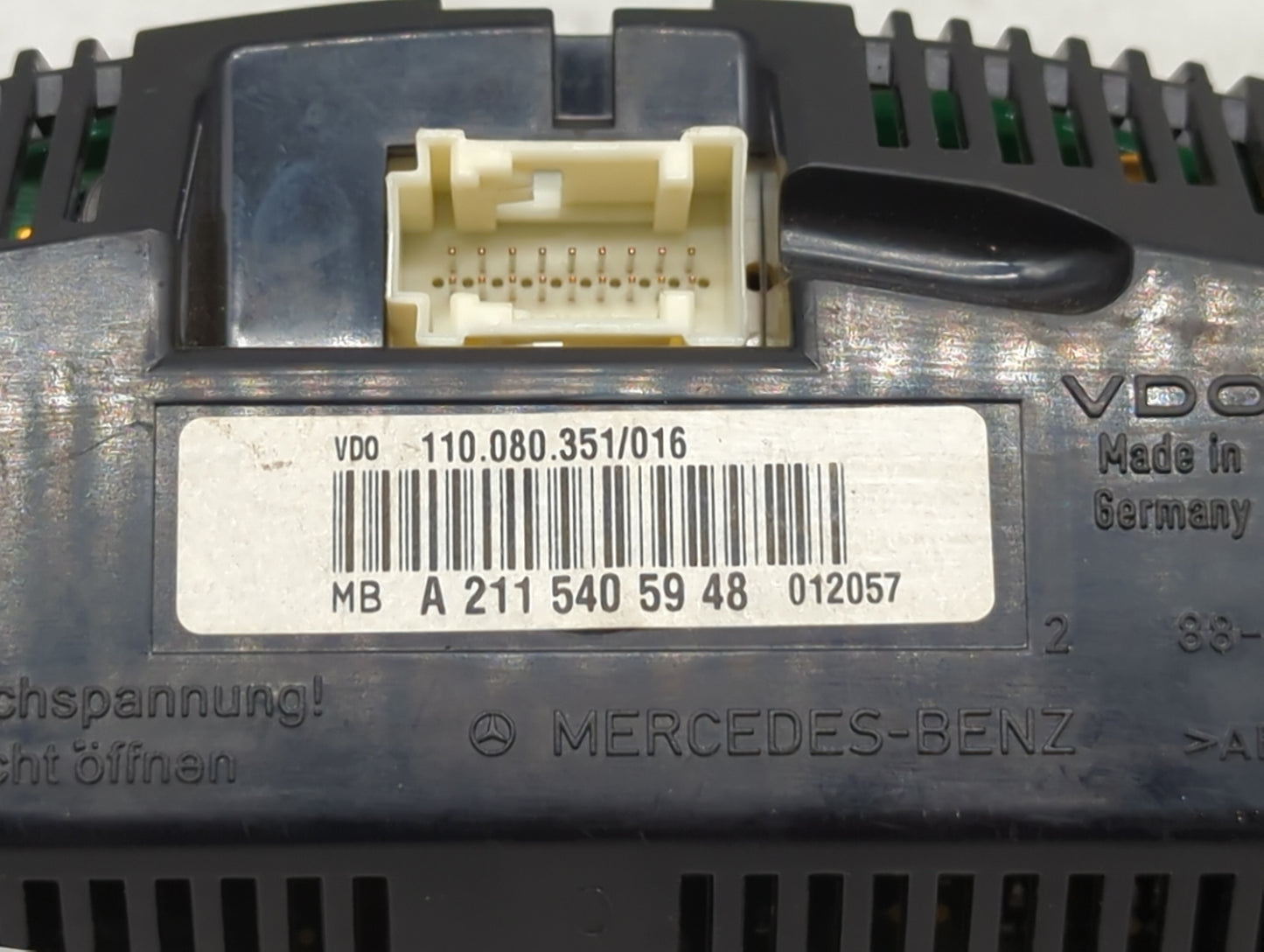 2007 Mercedes-Benz E-Class Instrument Cluster Speedometer Gauges P/N:110.080.351/016 A2115405948 Miles:92K Fits Fits 2008 OE