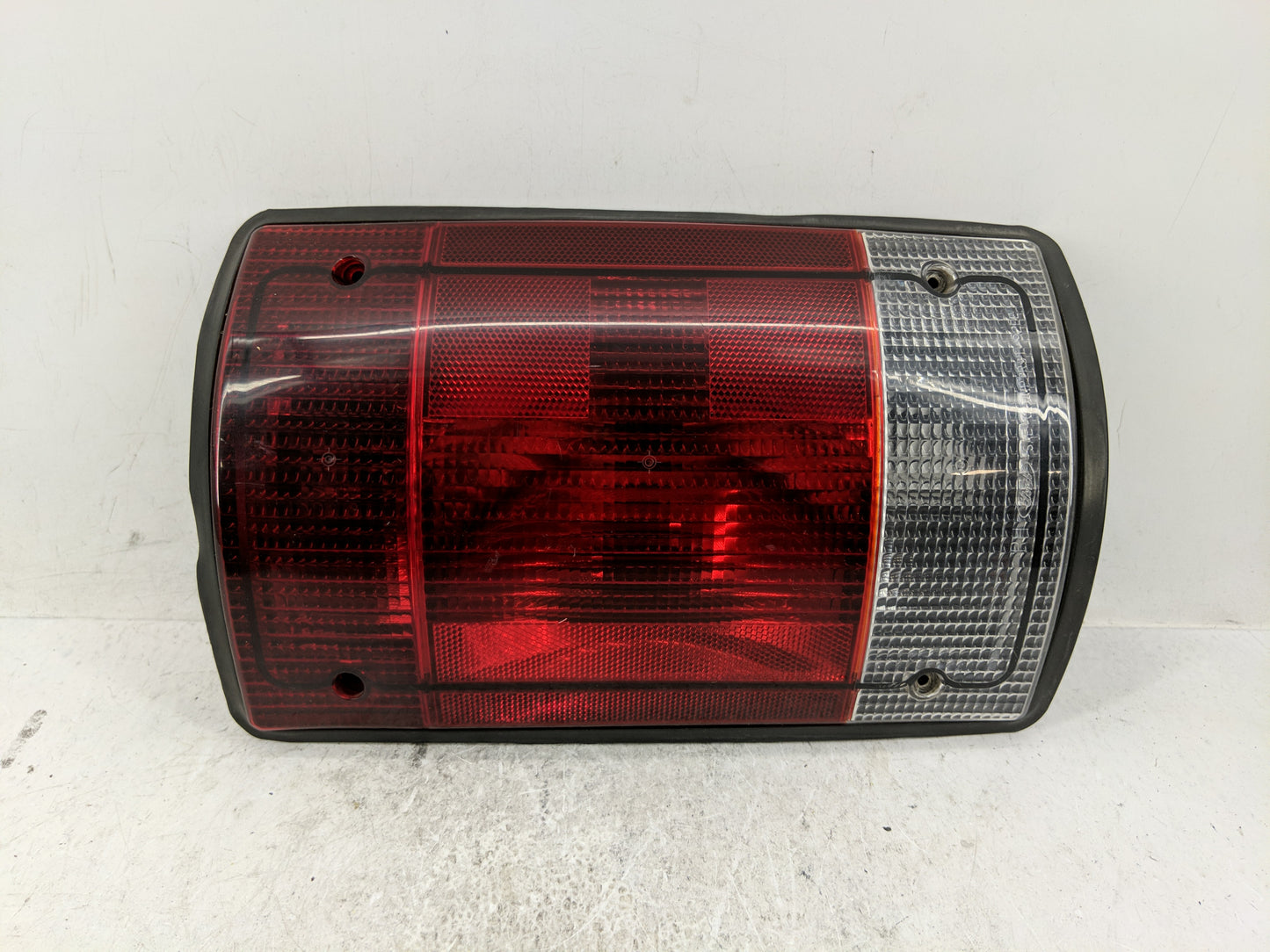 2007 Mercedes-Benz E250 Tail Light Assembly Passenger Right OEM Fits Fits 2005 2006 2008 2009 2010 2011 2012 2013 2014 OEM U