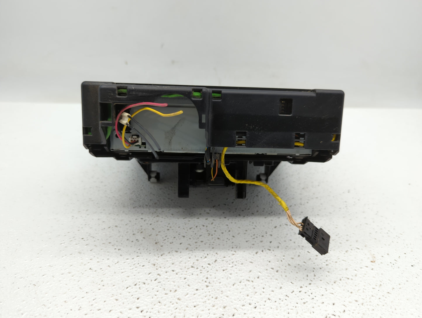 2007 Mercedes-Benz E280 Radio AM FM Cd Player Receiver Replacement P/N:A 211 820 43 97 Fits Fits 2006 2008 OEM Used Auto Par