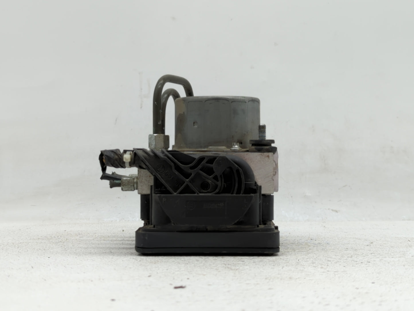 2007 Mercedes-Benz E320 ABS Pump Control Module Replacement P/N:47660 0HS0A Fits OEM Used Auto Parts - Oemusedautoparts1.com