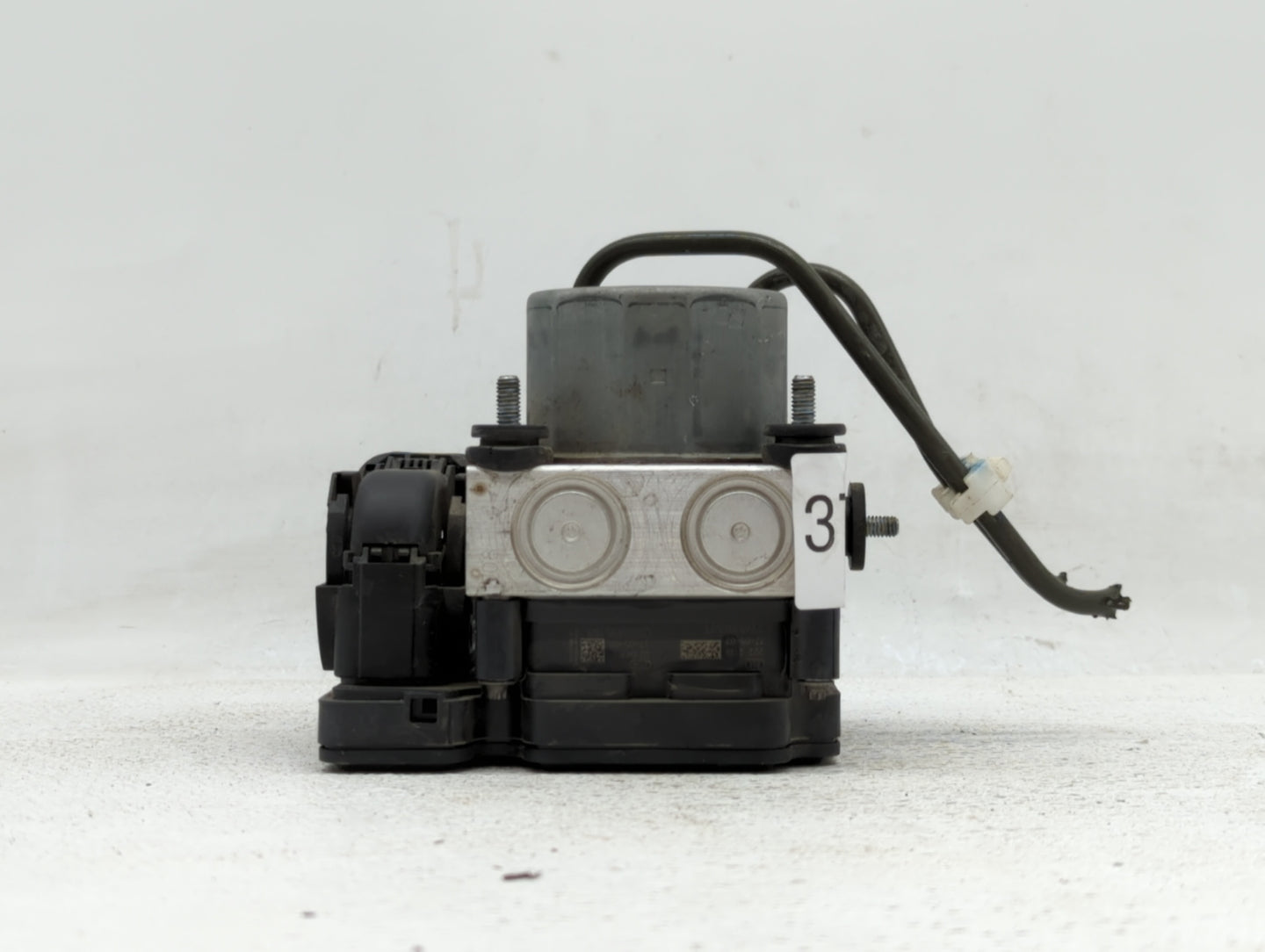 2007 Mercedes-Benz E320 ABS Pump Control Module Replacement P/N:47660 0HS0A Fits OEM Used Auto Parts - Oemusedautoparts1.com