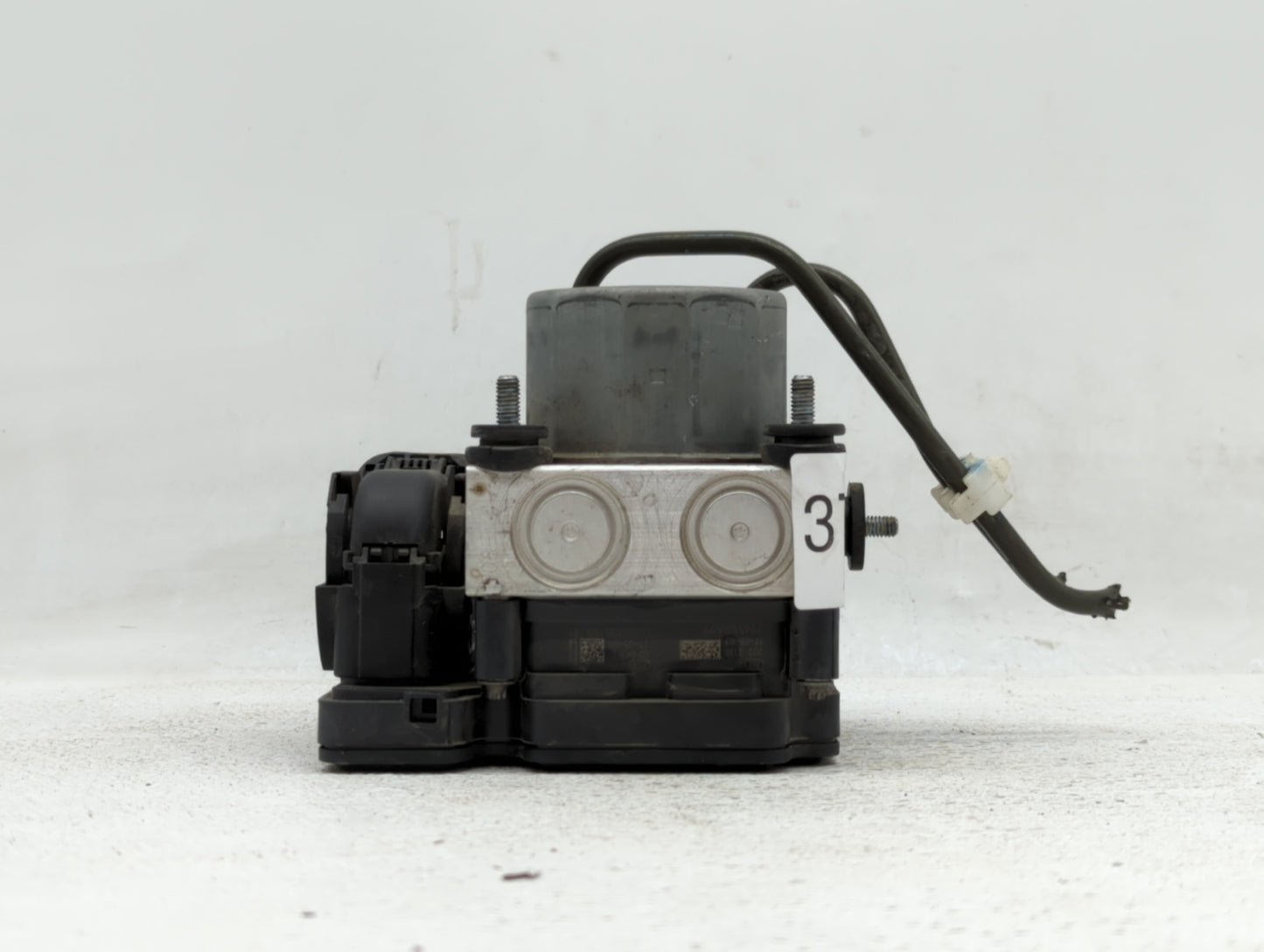 2007 Mercedes-Benz E320 ABS Pump Control Module Replacement P/N:47660 0HS0A Fits OEM Used Auto Parts - Oemusedautoparts1.com