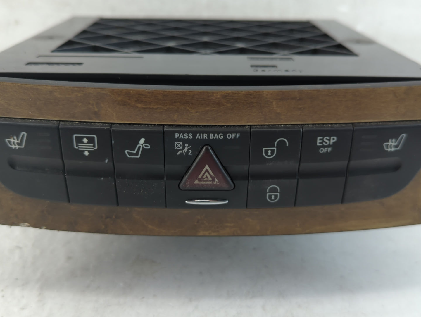 2007 Mercedes-Benz E350 Radio AM FM Cd Player Receiver Replacement P/N:7276a 07139 Fits OEM Used Auto Parts - Oemusedautopar