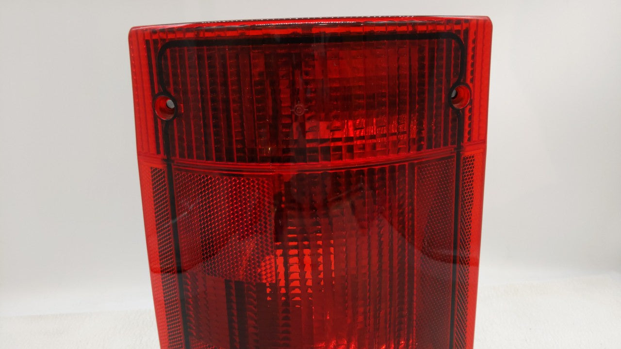 2007 Mercedes-Benz E350 Tail Light Assembly Driver Left OEM P/N:F7UB 13441 A1 Fits OEM Used Auto Parts - Oemusedautoparts1.c