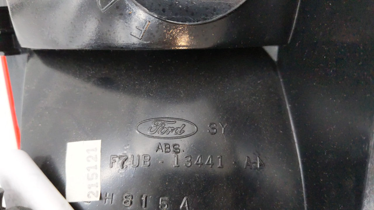 2007 Mercedes-Benz E350 Tail Light Assembly Driver Left OEM P/N:F7UB 13441 A1 Fits OEM Used Auto Parts - Oemusedautoparts1.c