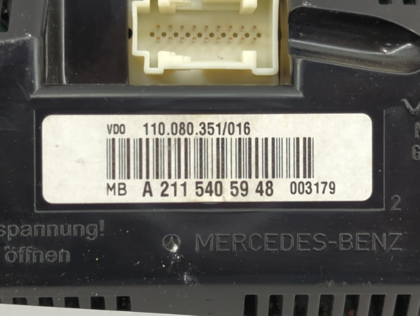 2007-2008 Mercedes-Benz E350 Instrument Cluster Speedometer Gauges P/N:A2115405948 110.080.351/016 Miles:88K Fits Fits 2007 