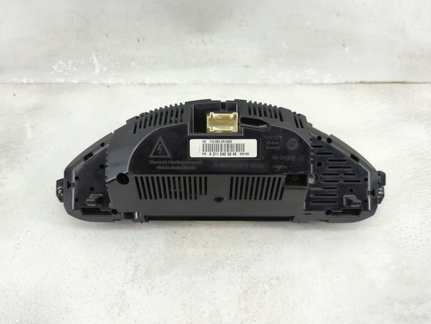 2007 Mercedes-Benz E350 Instrument Cluster Speedometer Gauges P/N:A 211 540 58 48 Miles: Fits OEM Used Auto Parts - Oemuseda