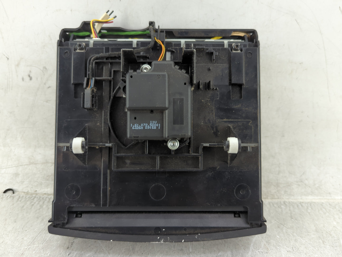 2006-2009 Mercedes-benz E350 Radio Cd Changer 1.61.072.50001|6326a - Oemusedautoparts1.com