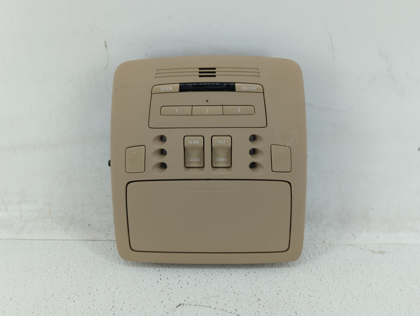 2007 Mercedes-benz E350 Overhead Roof Console Beige - Oemusedautoparts1.com