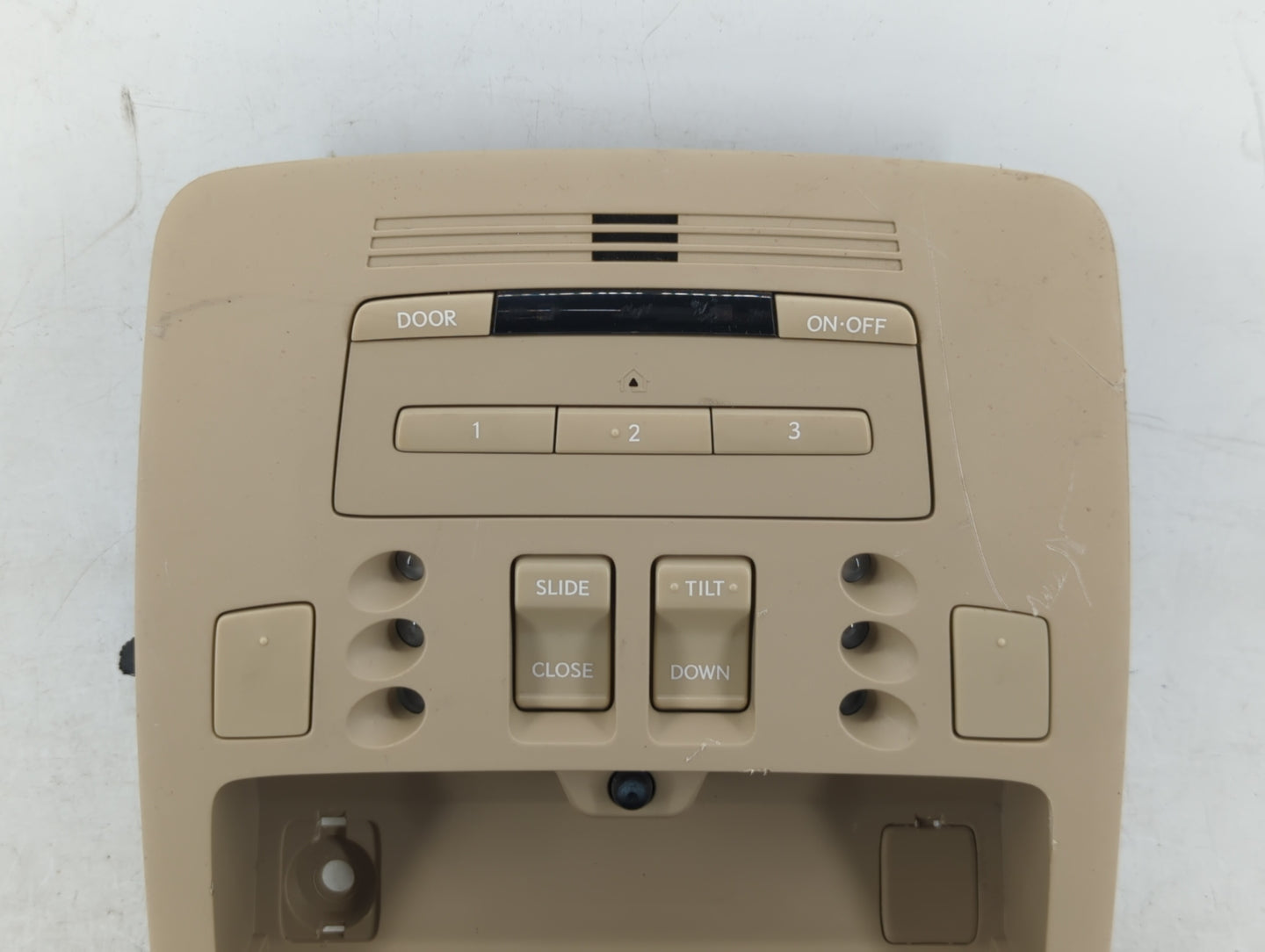 2007 Mercedes-benz E350 Overhead Roof Console Beige - Oemusedautoparts1.com