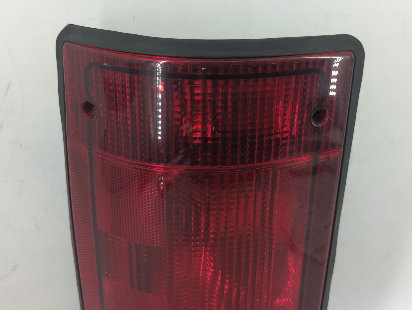 2007 Mercedes-Benz E350 Tail Light Assembly Driver Left OEM P/N:F7UB-13441-AA Fits OEM Used Auto Parts - Oemusedautoparts1.c
