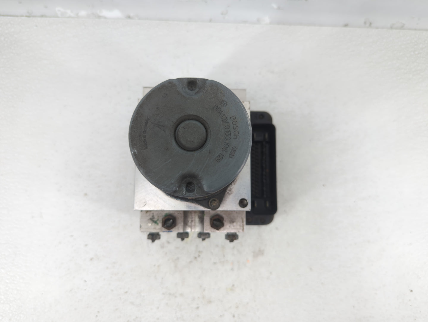 2007 Mercedes-Benz E350 ABS Pump Control Module Replacement P/N:A211 431 14 12 Fits OEM Used Auto Parts - Oemusedautoparts1.