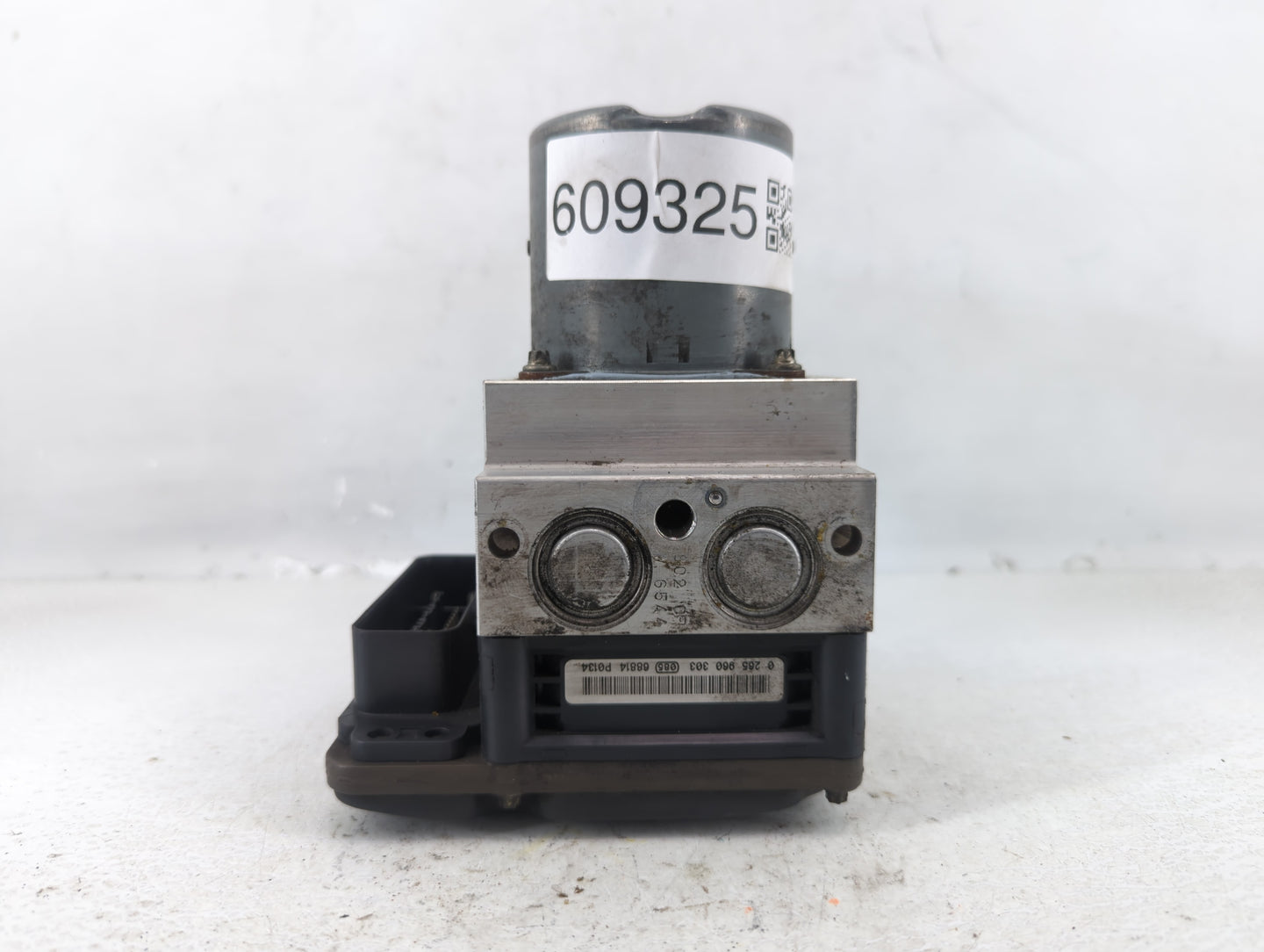 2007 Mercedes-Benz E350 ABS Pump Control Module Replacement P/N:A211 431 14 12 Fits OEM Used Auto Parts - Oemusedautoparts1.