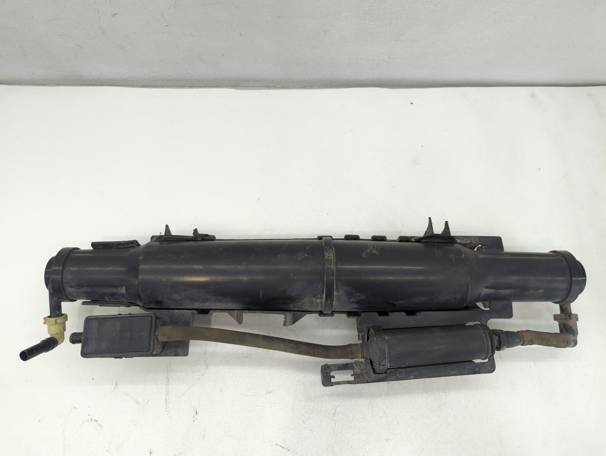 2007 Mercedes-benz E450 Fuel Vapor Charcoal Canister - Oemusedautoparts1.com