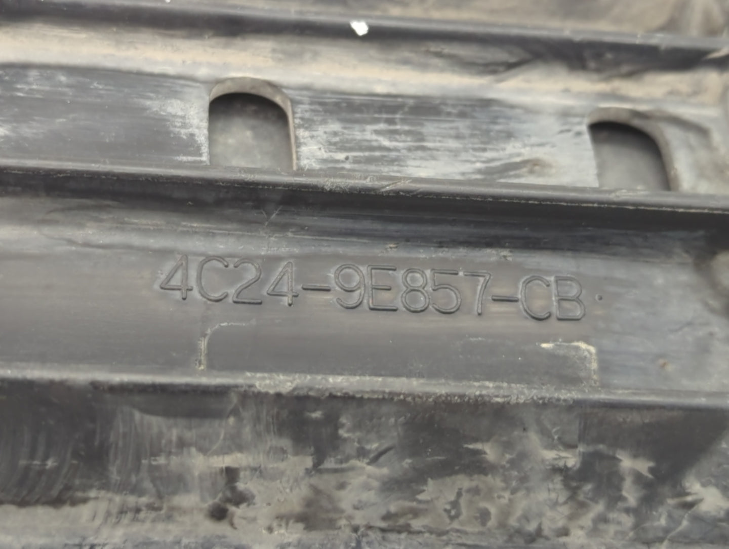 2007 Mercedes-benz E450 Fuel Vapor Charcoal Canister - Oemusedautoparts1.com