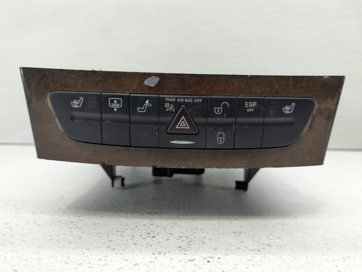 2007 Mercedes-benz E500 Hazard Switch A211 680 05 52 - Oemusedautoparts1.com