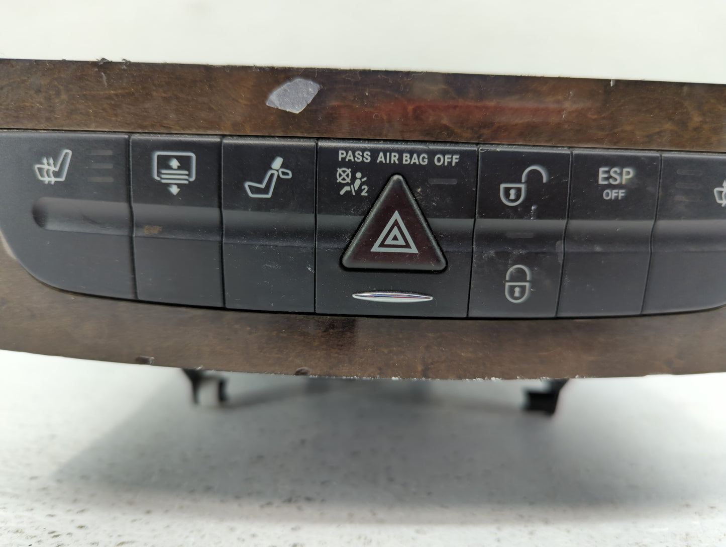 2007 Mercedes-benz E500 Hazard Switch A211 680 05 52 - Oemusedautoparts1.com
