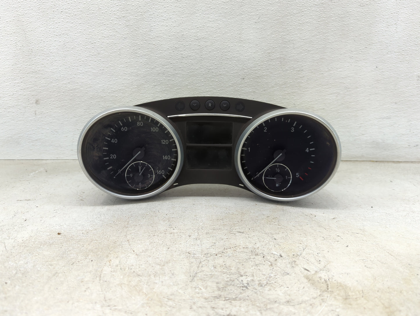 2007 Mercedes-Benz Gl350 Instrument Cluster Speedometer Gauges P/N:A1645403447 A2C53140394 Miles: Fits OEM Used Auto Parts -