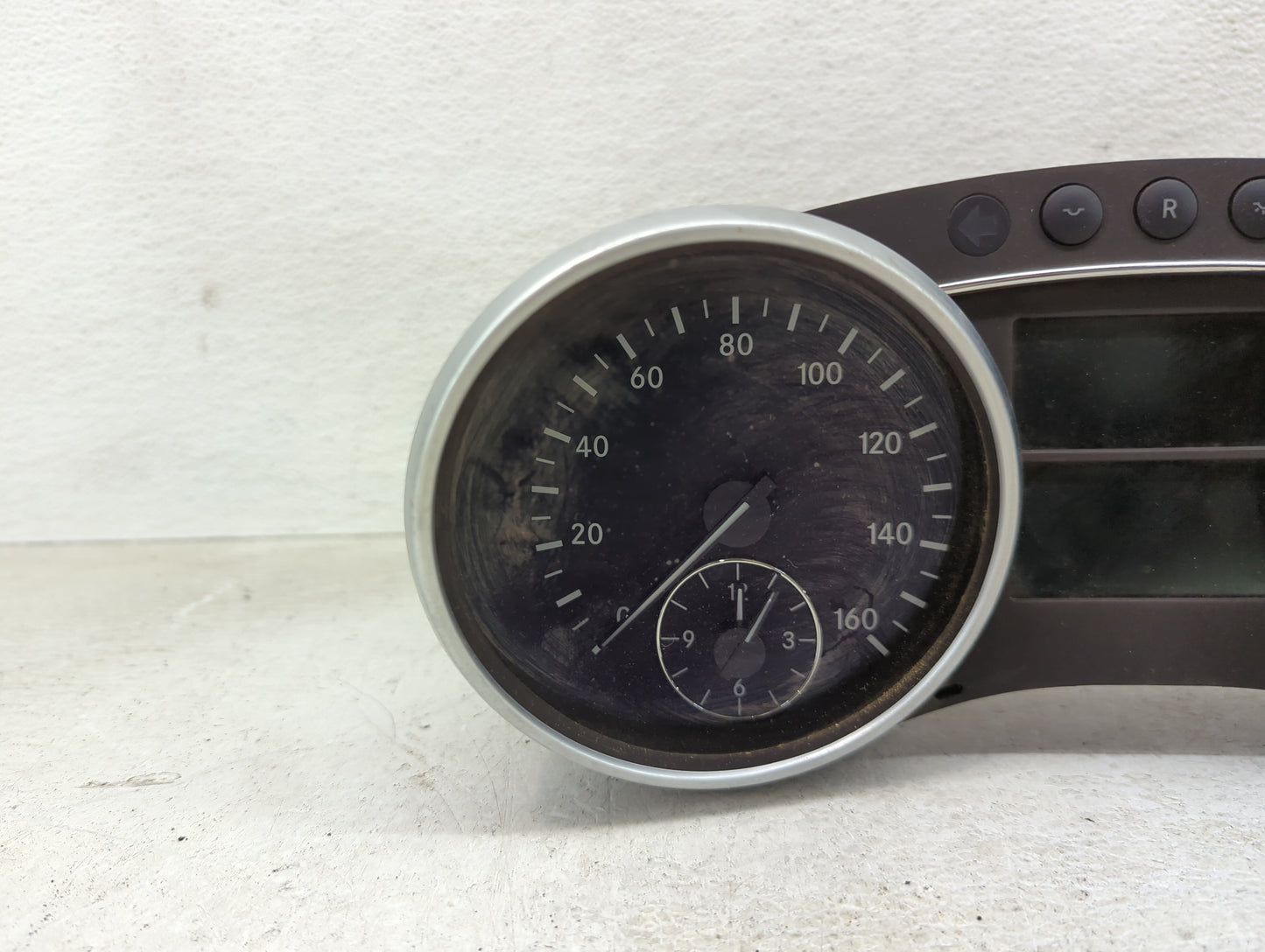 2007 Mercedes-Benz Gl350 Instrument Cluster Speedometer Gauges P/N:A1645403447 A2C53140394 Miles: Fits OEM Used Auto Parts -