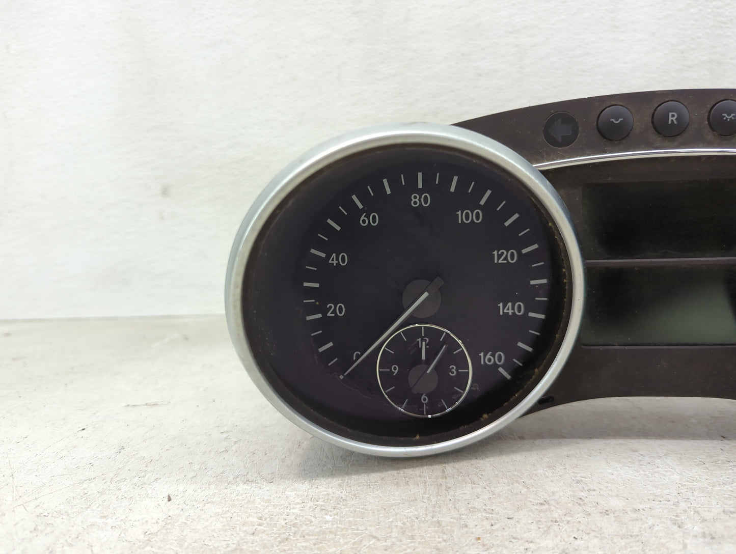 2007 Mercedes-Benz Gl450 Instrument Cluster Speedometer Gauges P/N:A1645403247 A2C53140378, A1645400911 Miles:172K Fits OEM 
