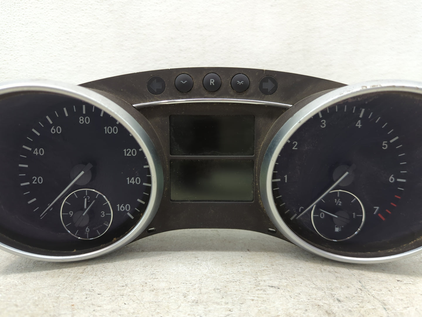 2007 Mercedes-Benz Gl450 Instrument Cluster Speedometer Gauges P/N:A1645403247 A2C53140378, A1645400911 Miles:172K Fits OEM 