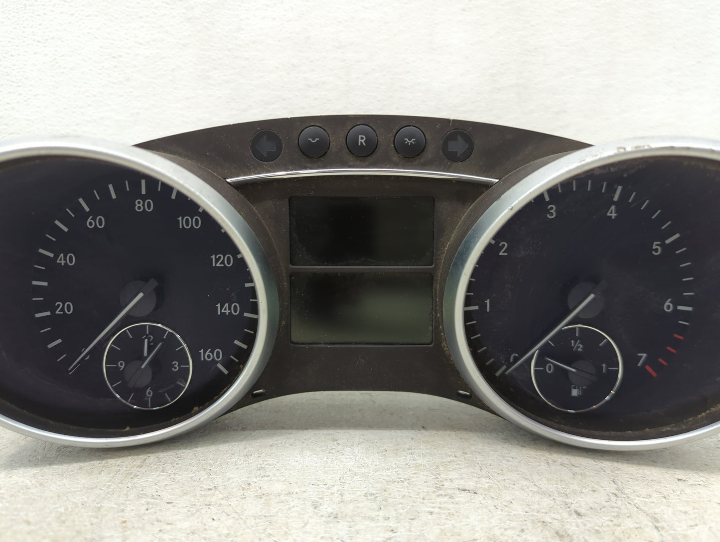 2007 Mercedes-Benz Gl450 Instrument Cluster Speedometer Gauges P/N:A1645403247 A2C53140378, A1645400911 Miles:172K Fits OEM 