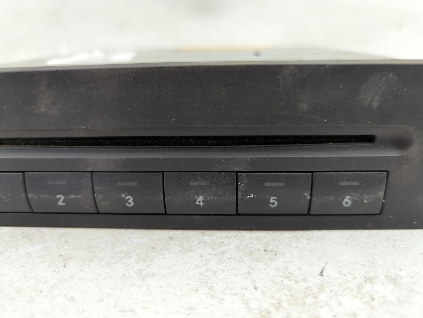 2007-2012 Mercedes-Benz Gl450 Radio AM FM Cd Player Receiver Replacement P/N:A 211 870 61 89 Fits OEM Used Auto Parts - Oemu