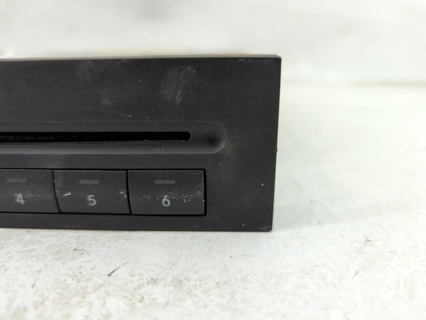 2007-2012 Mercedes-Benz Gl450 Radio AM FM Cd Player Receiver Replacement P/N:A 211 870 61 89 Fits OEM Used Auto Parts - Oemu