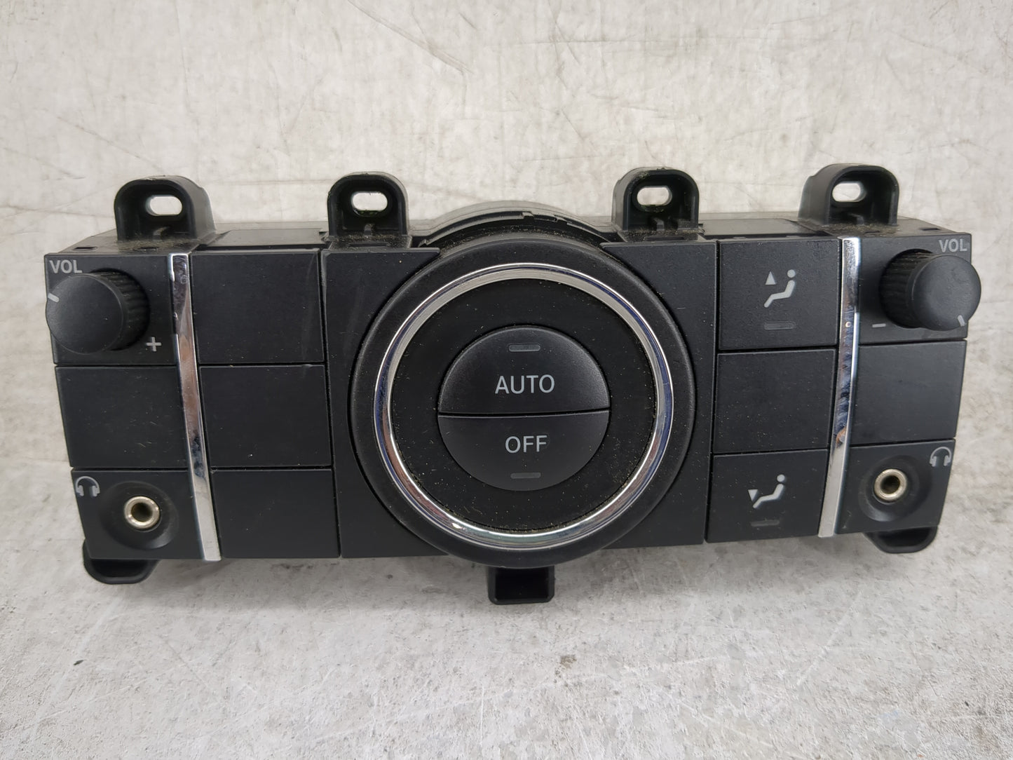 2007-2012 Mercedes-Benz Gl450 Climate Control Module Temperature AC/Heater Replacement P/N:A 164 820 95 89 Fits OEM Used Aut