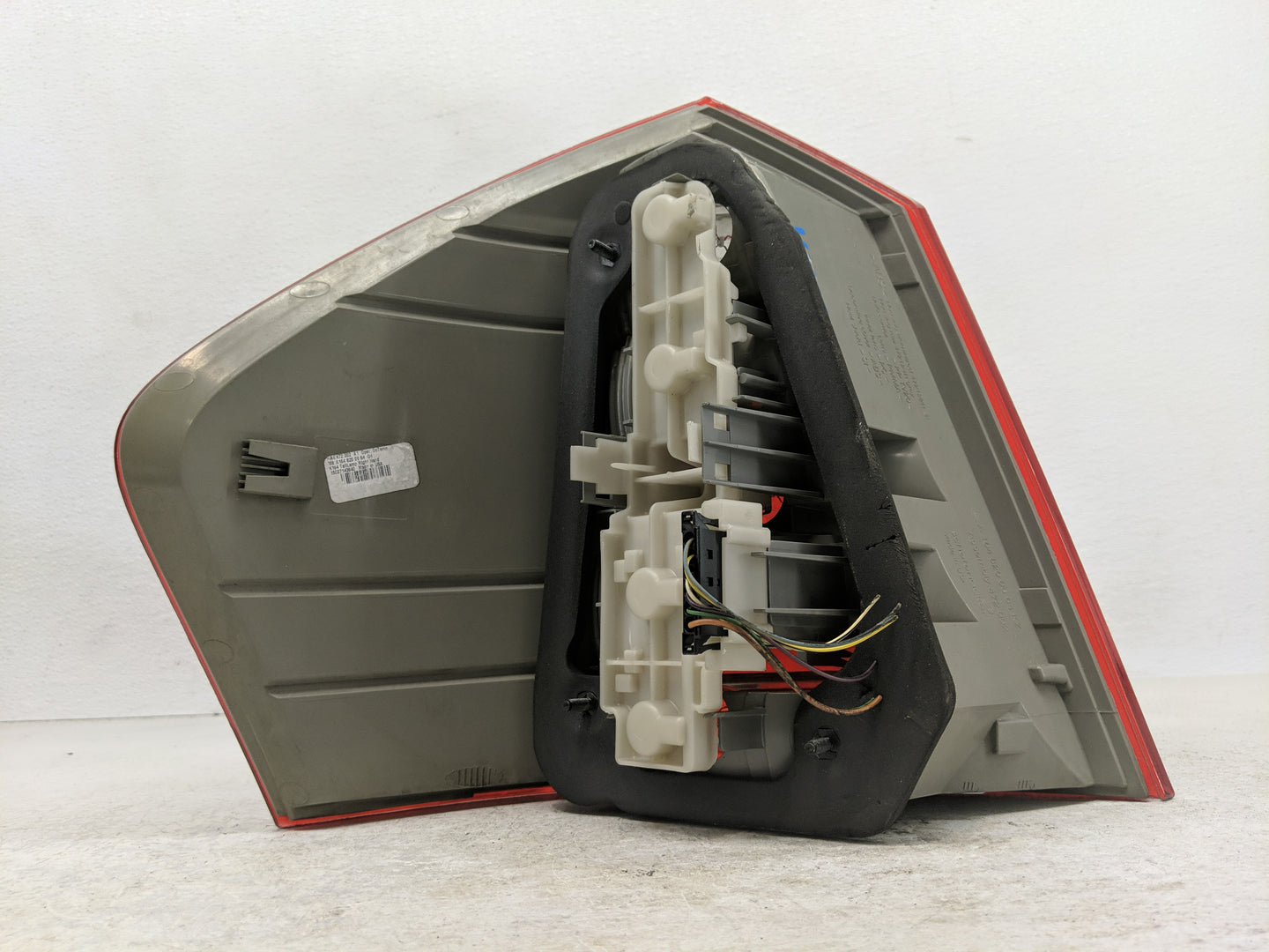 2008-2009 Mercedes-Benz Gl550 Tail Light Assembly Passenger Right OEM P/N:A 164 820 05 64 Fits Fits 2007 2008 2009 OEM Used 