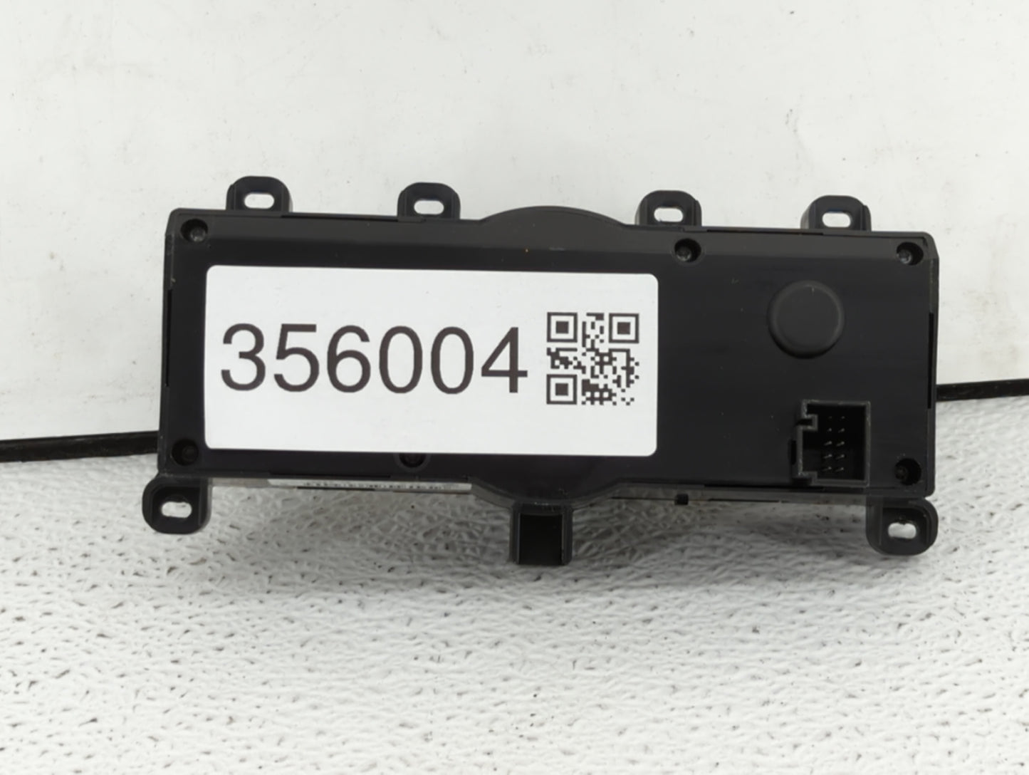 2007 Mercedes-Benz Glc250 Climate Control Module Temperature AC/Heater Replacement P/N:A 164 820 95 89 Fits OEM Used Auto Pa