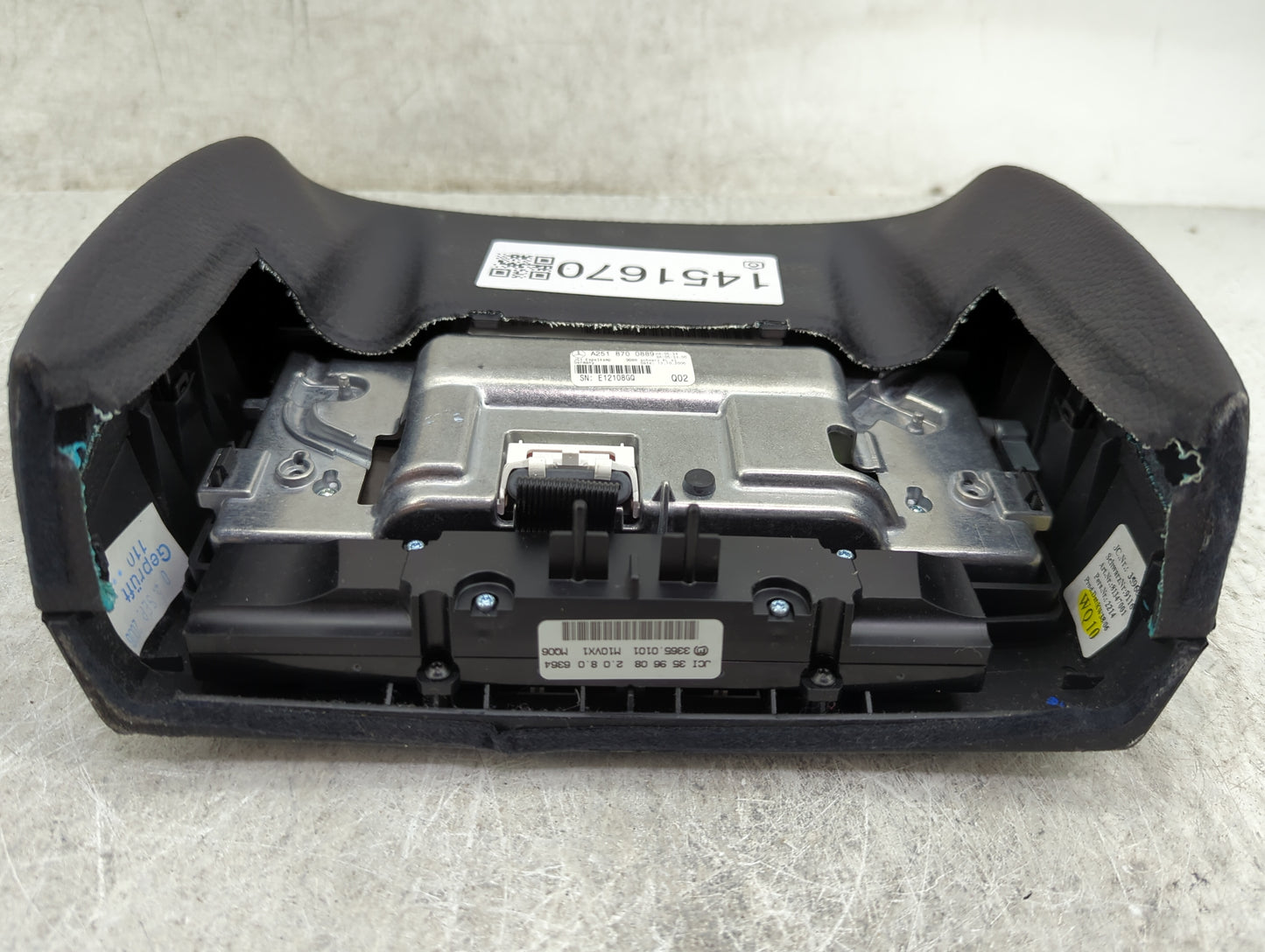 Mercedes-benz Gl Class Information Display Screen - Oemusedautoparts1.com