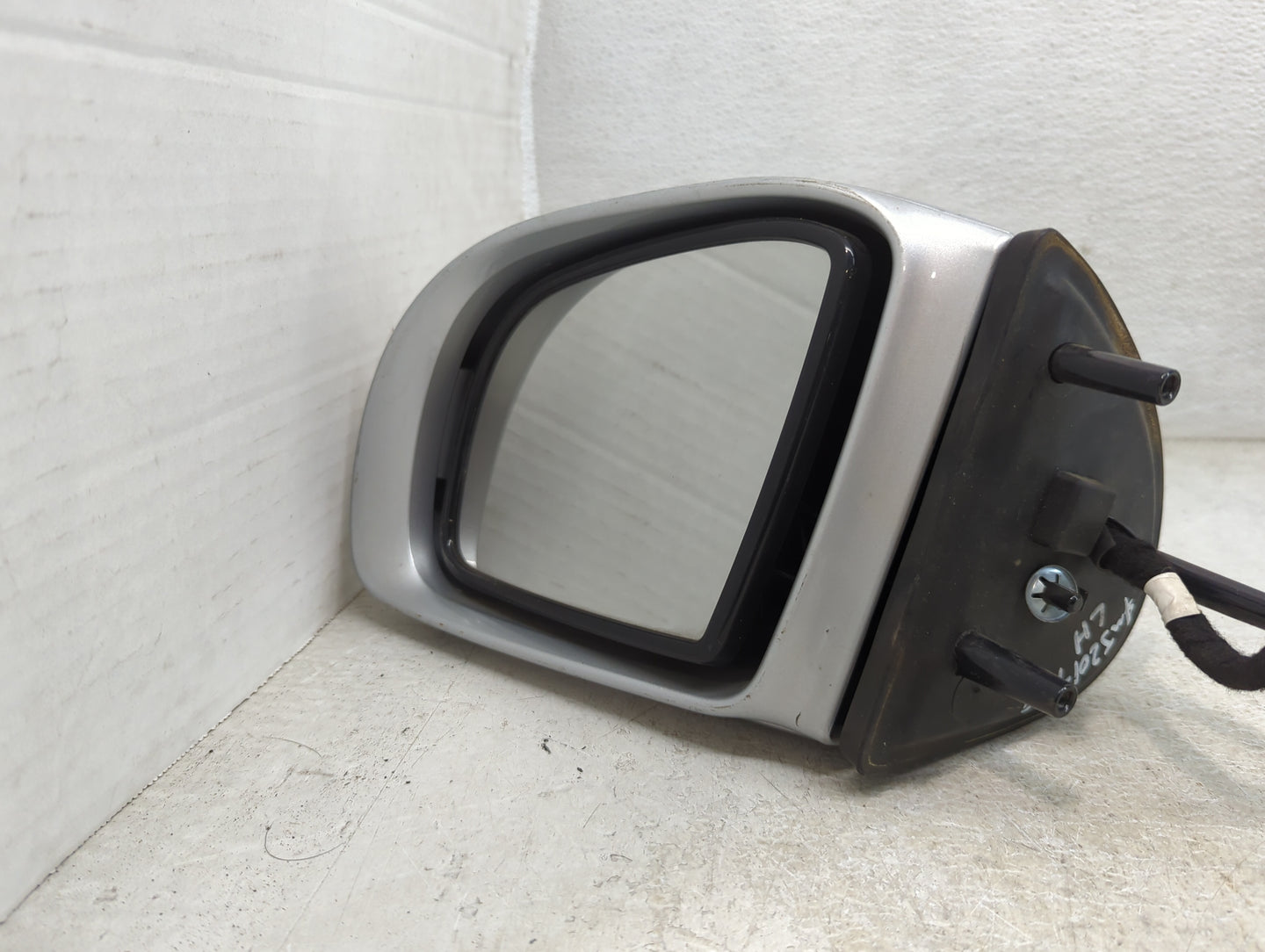 2006-2008 Mercedes-Benz Ml Driver Side View Mirror - Left Door Mirror OEM Used - Oemusedautoparts1.com