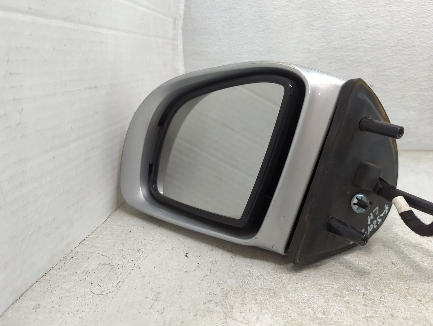 2006-2008 Mercedes-Benz Ml Driver Side View Mirror - Left Door Mirror OEM Used - Oemusedautoparts1.com