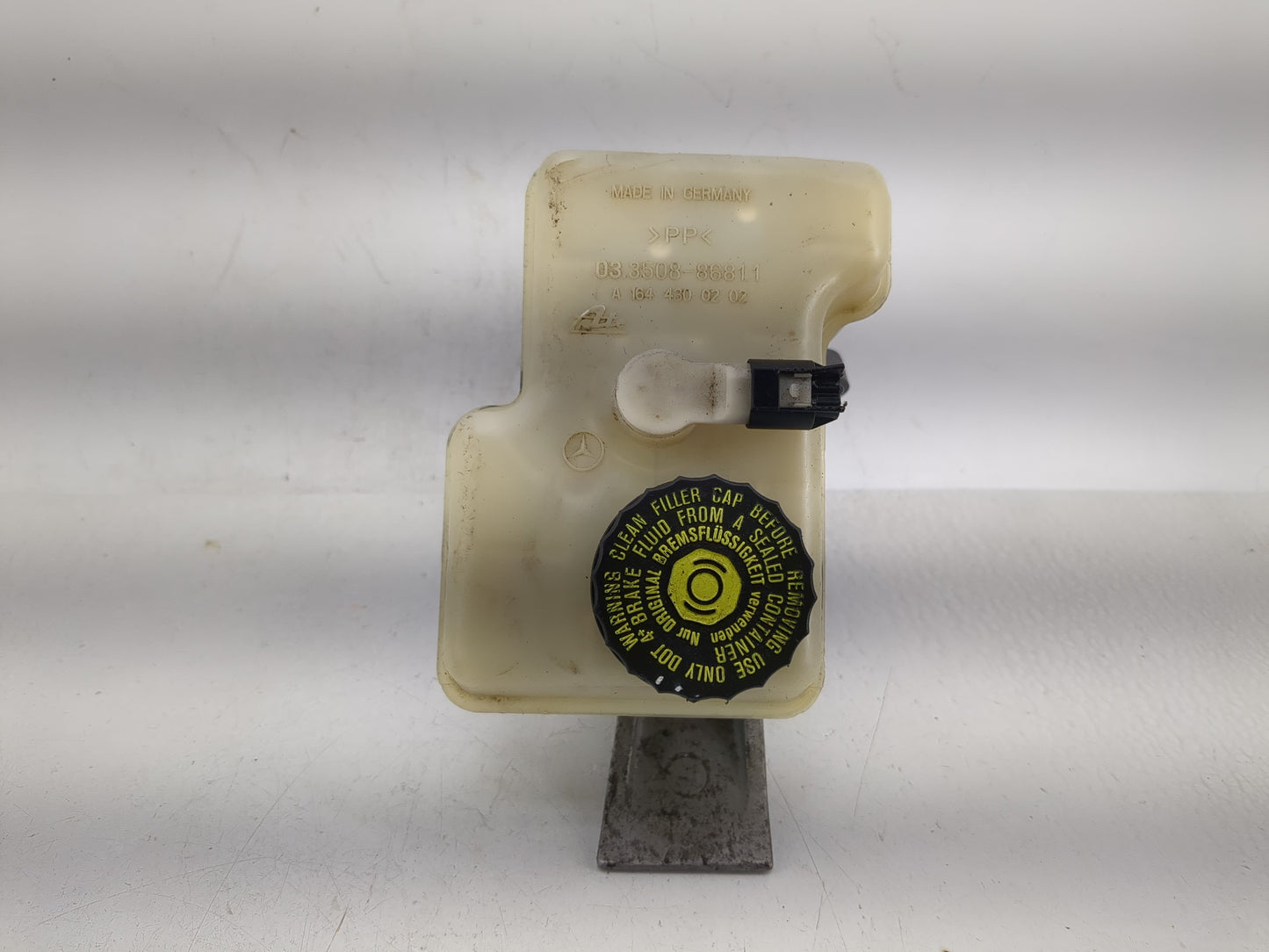Mercedes-benz Ml250 Brake Master Cylinder - Oemusedautoparts1.com