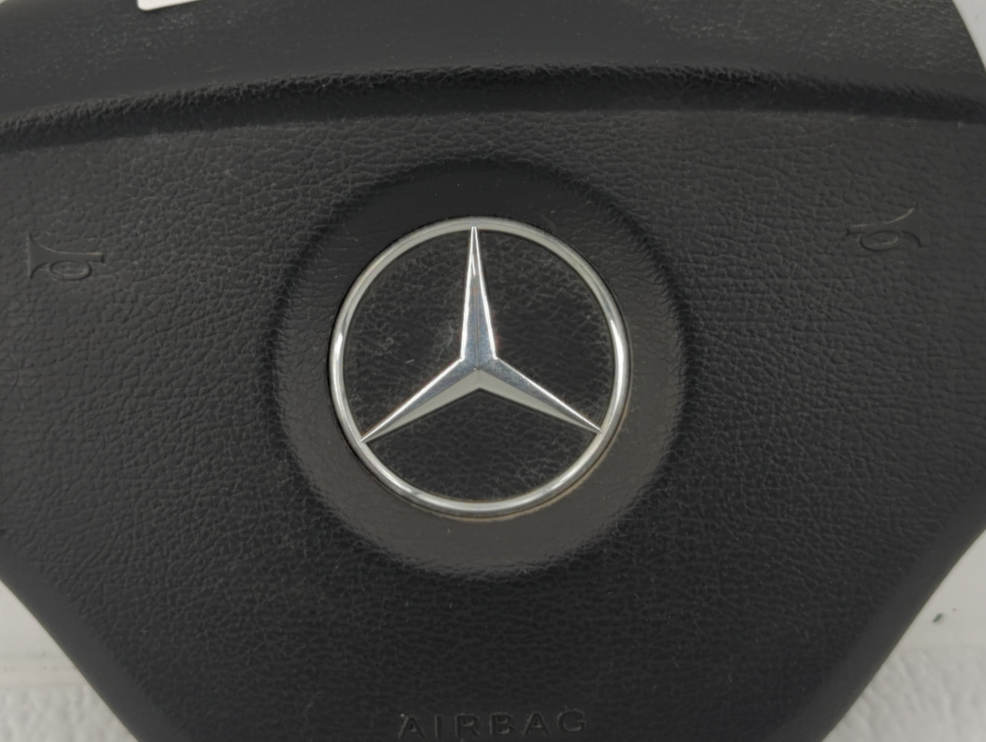 2007 Mercedes-Benz Ml250 Air Bag Driver Left Steering Wheel Mounted P/N:A 164 460 00 98 9116 Fits Fits 2006 2008 2009 OEM Us