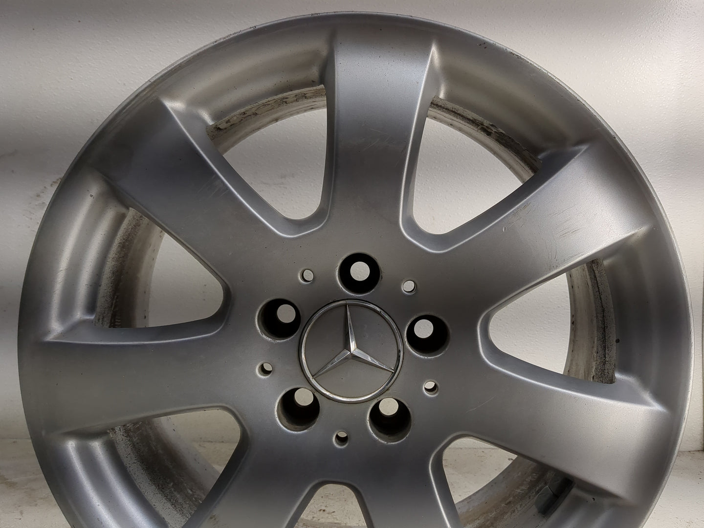 2006-2007 Mercedes-benz Ml350 Oem Wheel Rim 1351900 - Oemusedautoparts1.com