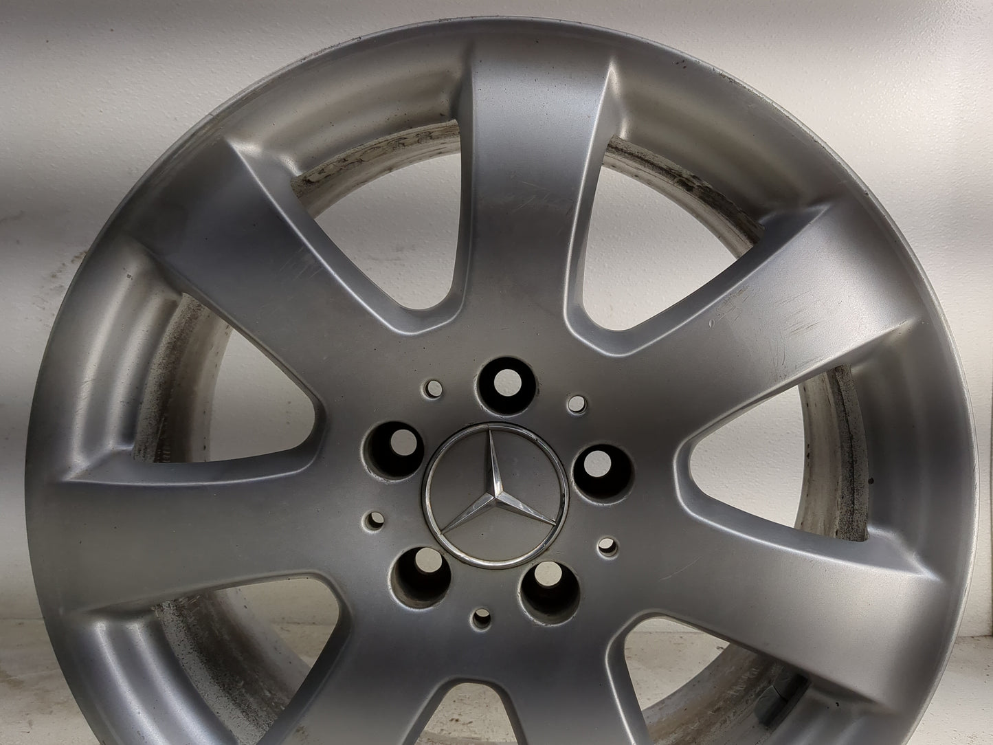 2006-2007 Mercedes-benz Ml350 Oem Wheel Rim 1351900 - Oemusedautoparts1.com
